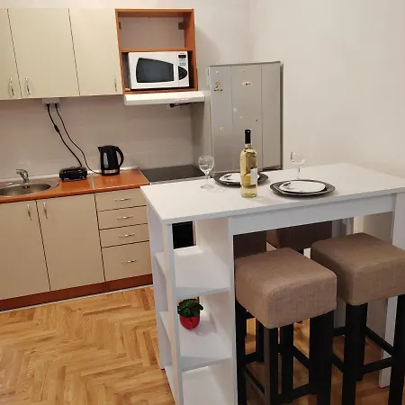 Apartament Fimiso *