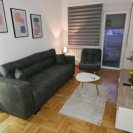 Apartment Fimiso Borca